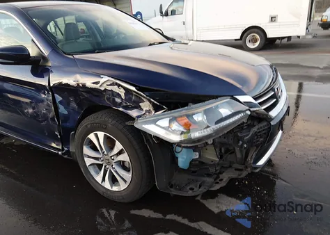 2015 Honda Accord Lx z USA, uszkodzony, nr VIN 1HGCR2F32FA247377